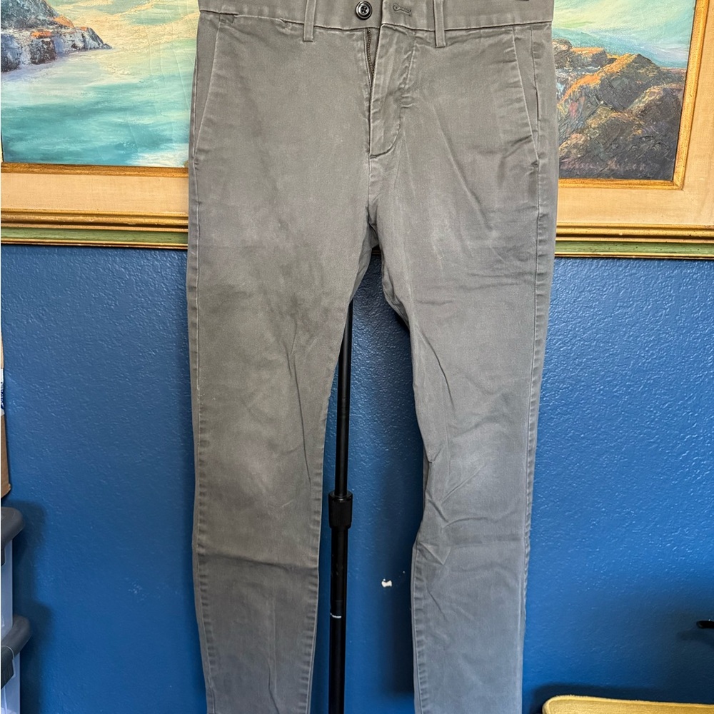 GAP Men's Gray Chinos